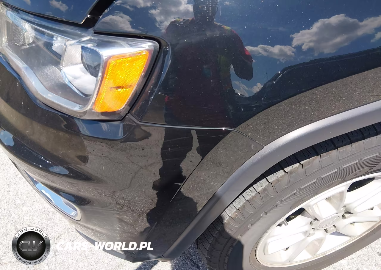 2019 Jeep Grand Cherokee Laredo E 4X4 VIN:1C4RJFAG7KC837008 - 14