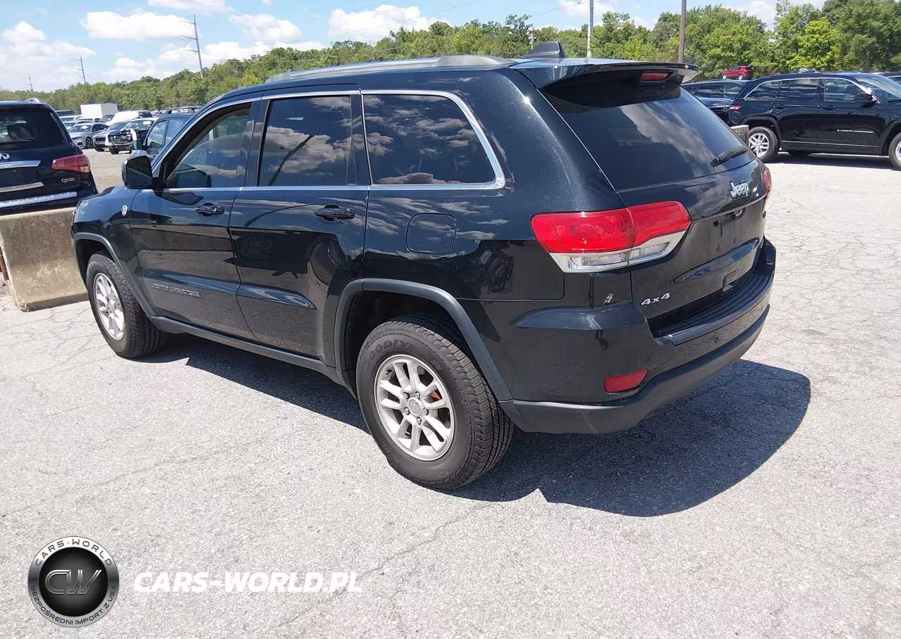 2019 Jeep Grand Cherokee Laredo E 4X4 VIN:1C4RJFAG7KC837008 - 3