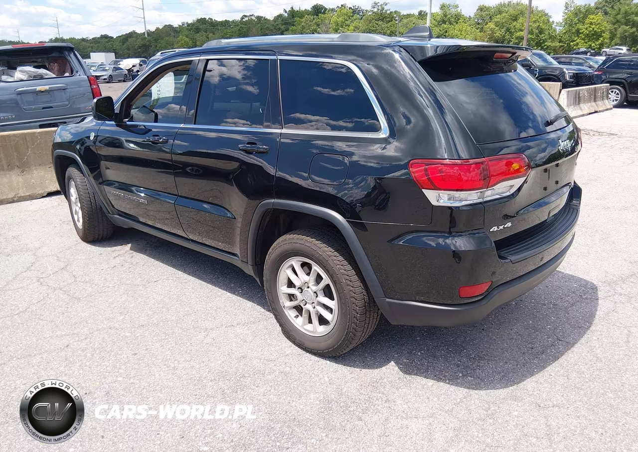 2020 Jeep Grand Cherokee Laredo E 4X4 VIN:1C4RJFAG9LC444029 - 3