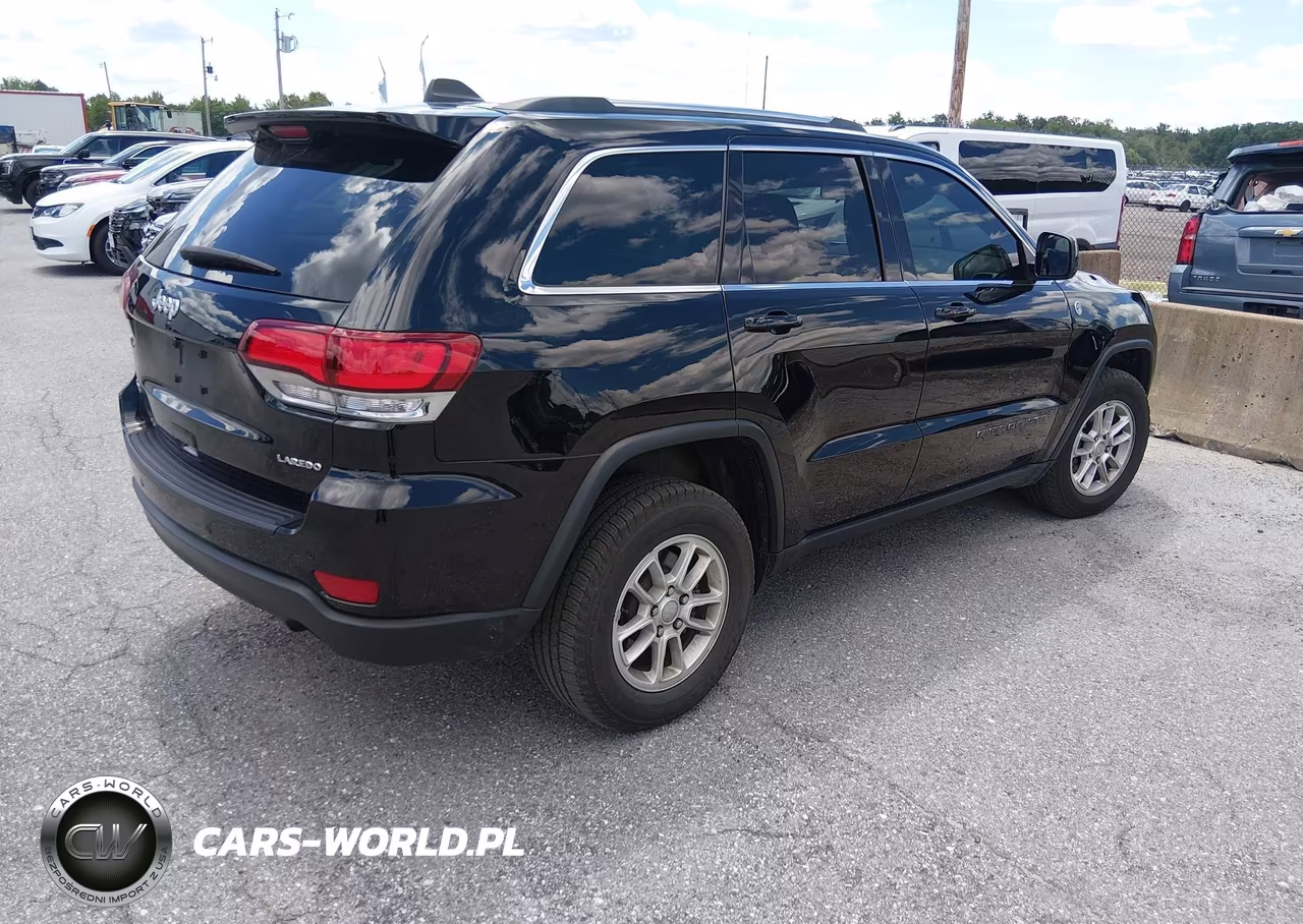 2020 Jeep Grand Cherokee Laredo E 4X4 VIN:1C4RJFAG9LC444029 - 4