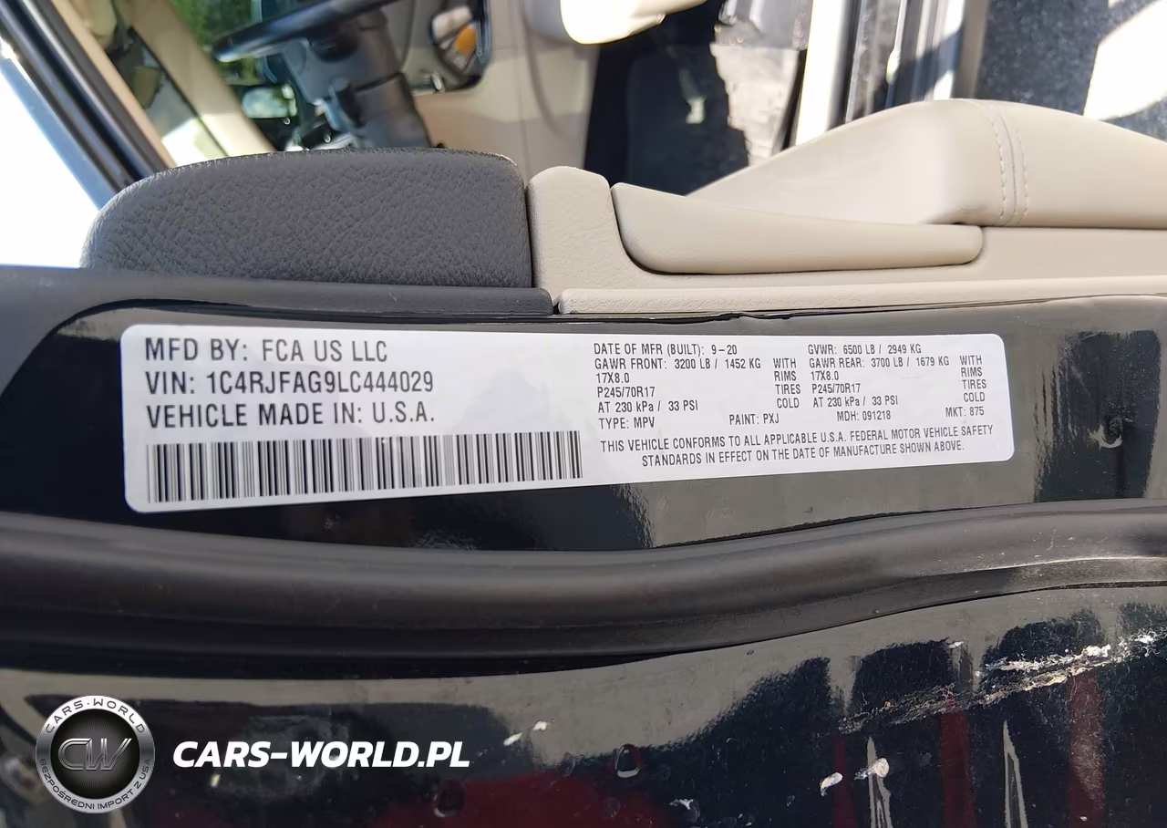 2020 Jeep Grand Cherokee Laredo E 4X4 VIN:1C4RJFAG9LC444029 - 9