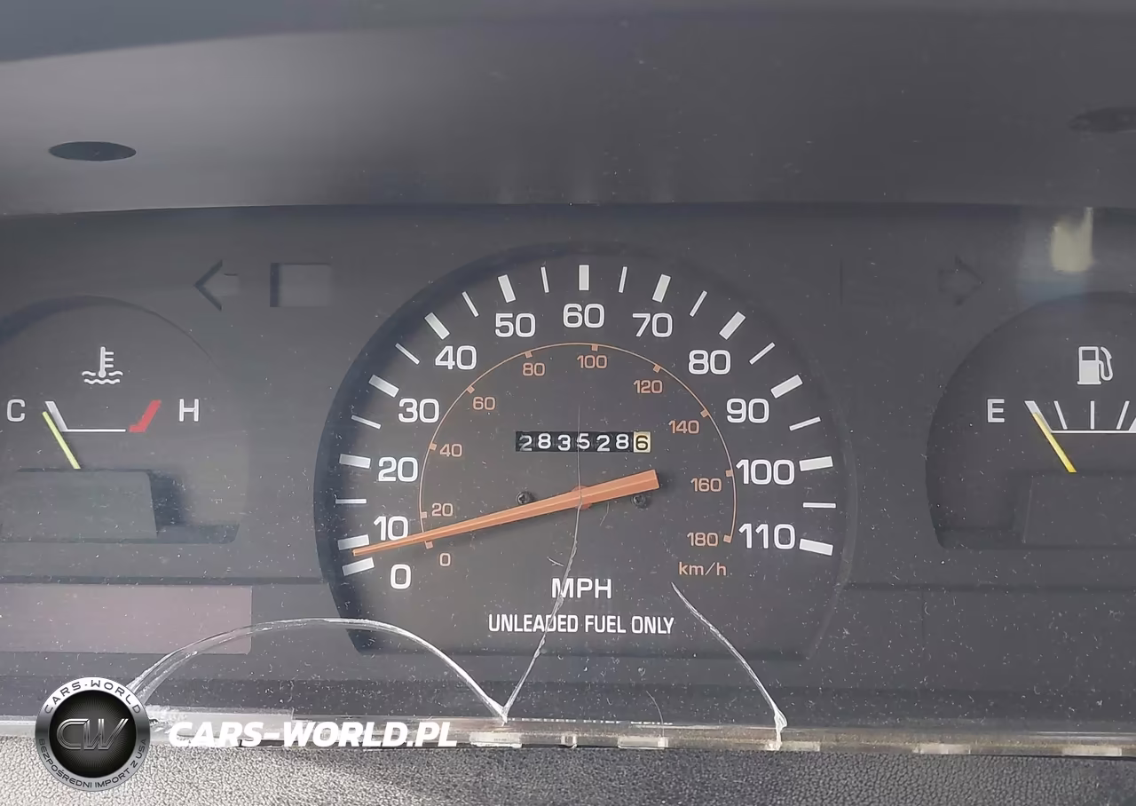 1990 Toyota Pickup 1-2 Ton Short Wheelbase VIN:JT4RN81R2L5089999 - 7
