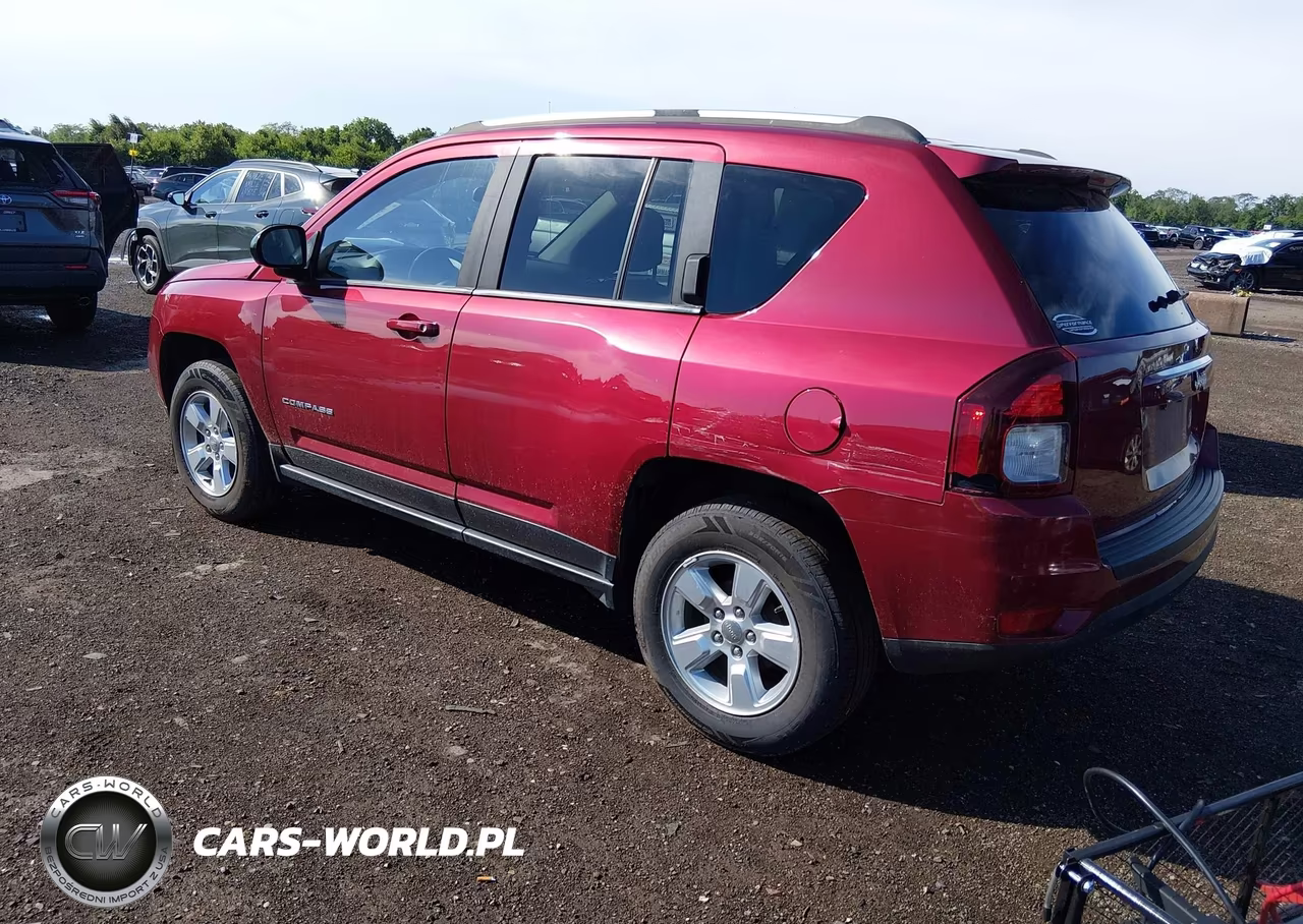 2015 Jeep Compass Sport VIN:1C4NJCBA7FD273397 - 3