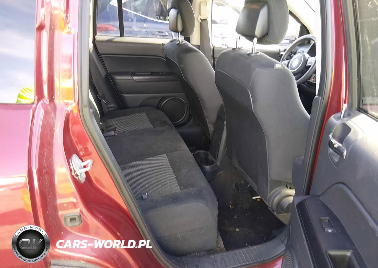 2015 Jeep Compass Sport VIN:1C4NJCBA7FD273397 - 8