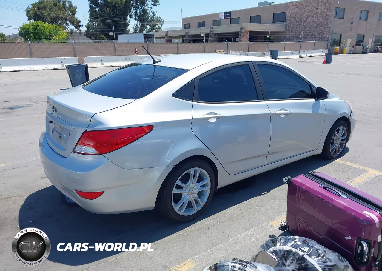 2017 Hyundai Accent Se VIN:KMHCT4AE9HU196509 - 4