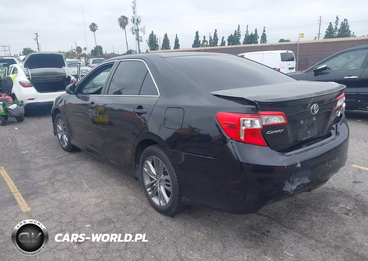 2014 Toyota Camry Se VIN:4T1BF1FK8EU433602 - 3