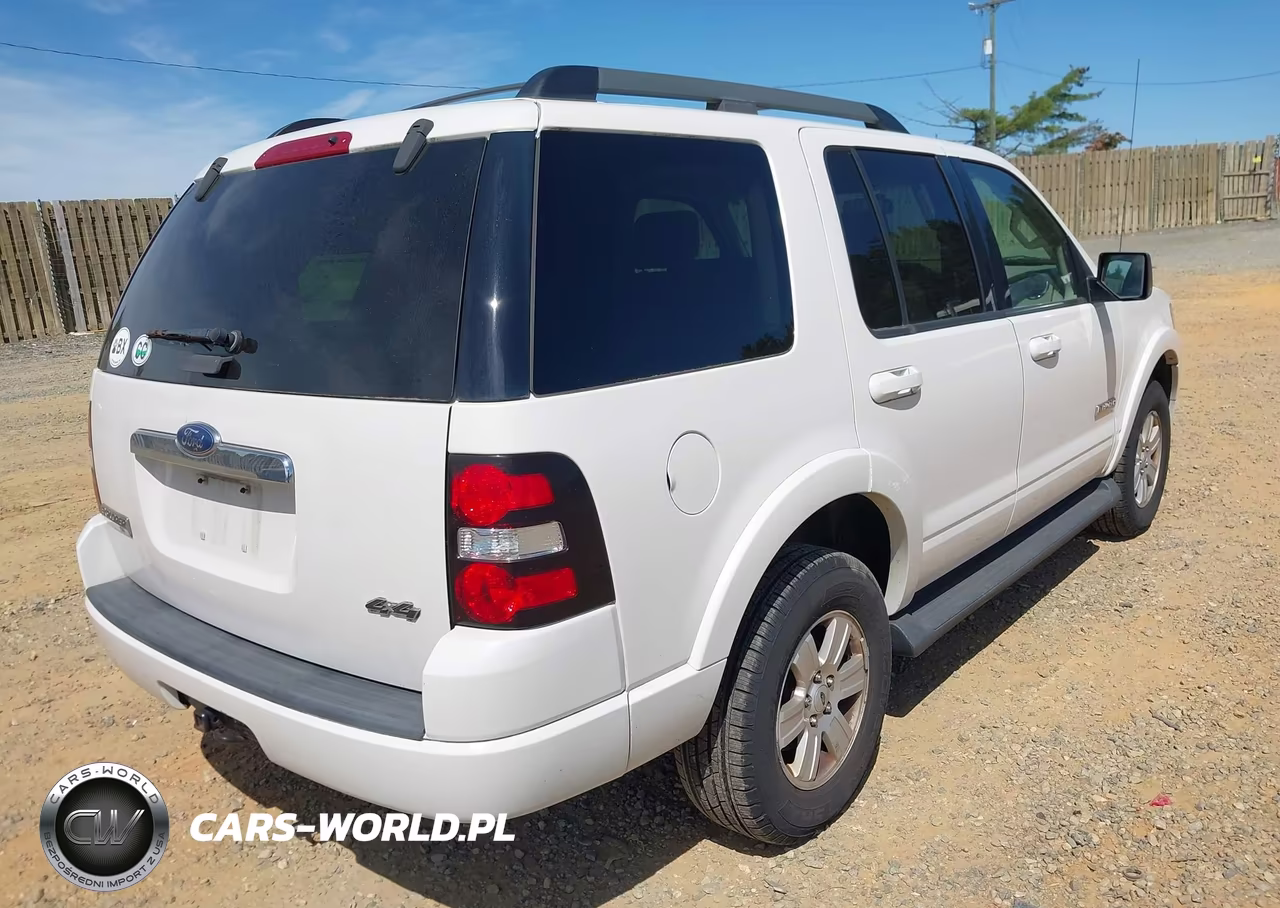 2008 Ford Explorer Xlt VIN:1FMEU73EX8UA29063 - 4