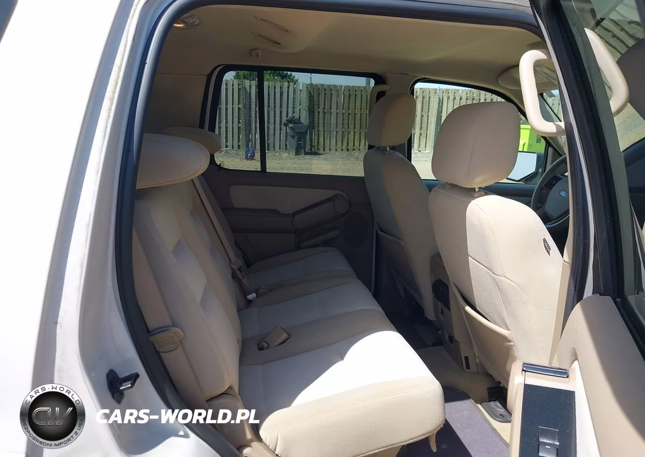 2008 Ford Explorer Xlt VIN:1FMEU73EX8UA29063 - 8