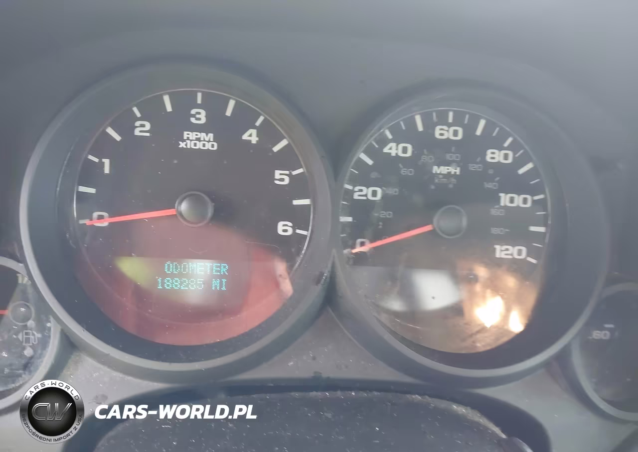 2010 Chevrolet Silverado 1500 Work Truck VIN:1GCPCPEX4AZ132034 - 7