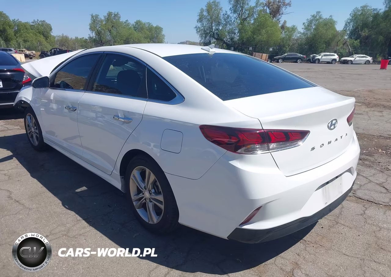 2018 Hyundai Sonata Sel VIN:5NPE34AF0JH597923 - 3