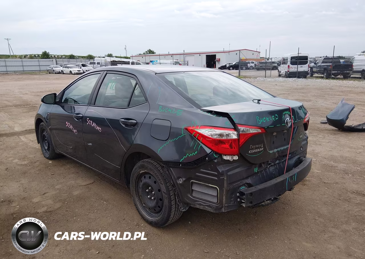 2016 Toyota Corolla Le VIN:5YFBURHE4GP551632 - 3