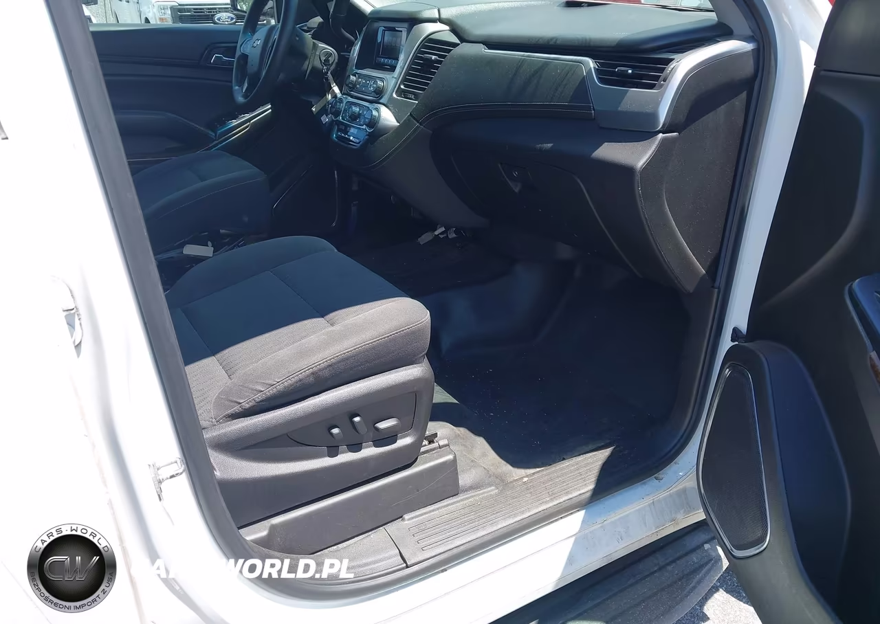 2017 Chevrolet Tahoe Commercial Fleet VIN:1GNSKDEC3HR354543 - 5