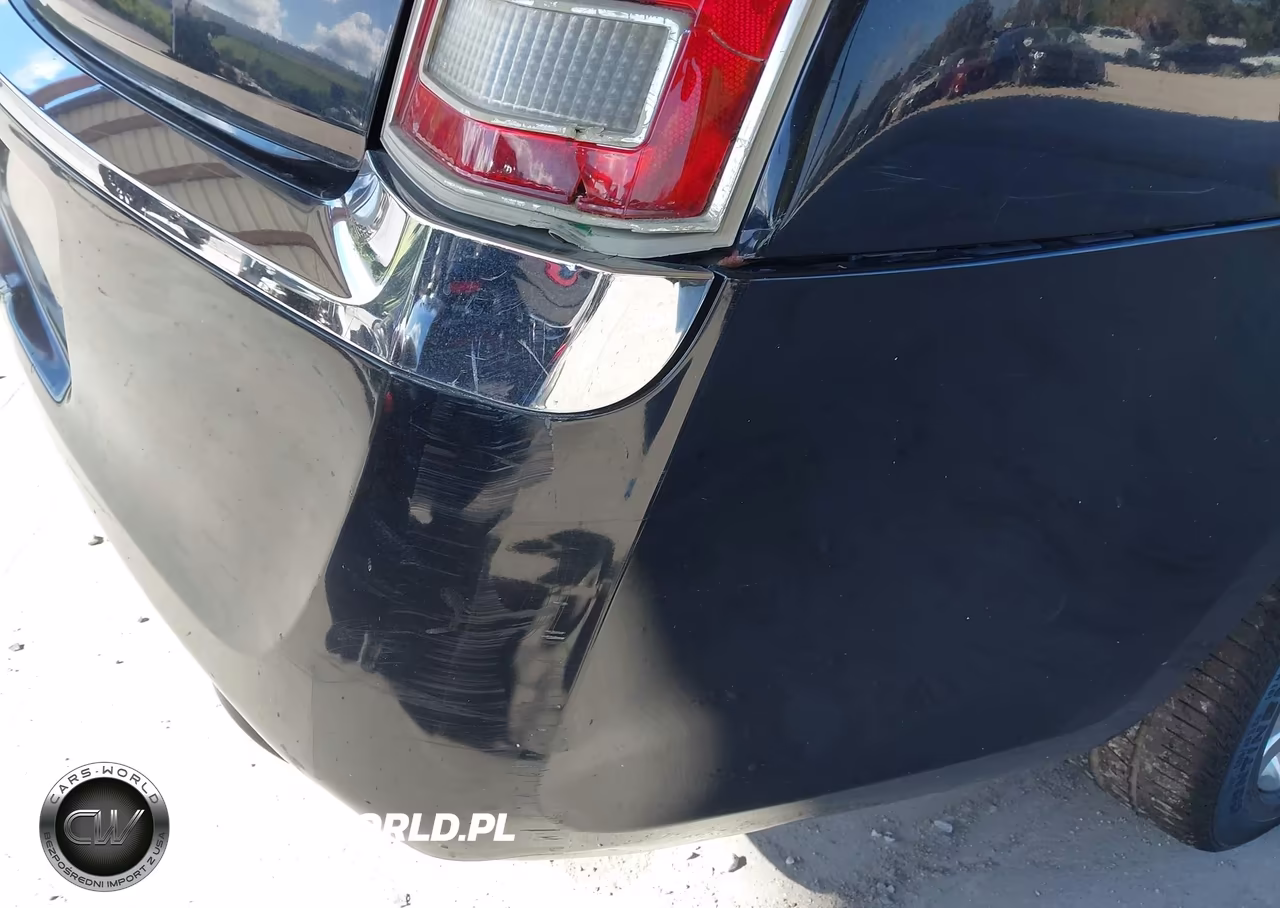 2012 Chrysler 300 VIN:2C3CCAAG7CH165702 - 12
