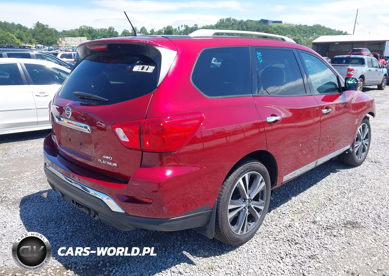 2018 Nissan Pathfinder Platinum VIN:5N1DR2MM5JC647313 - 4