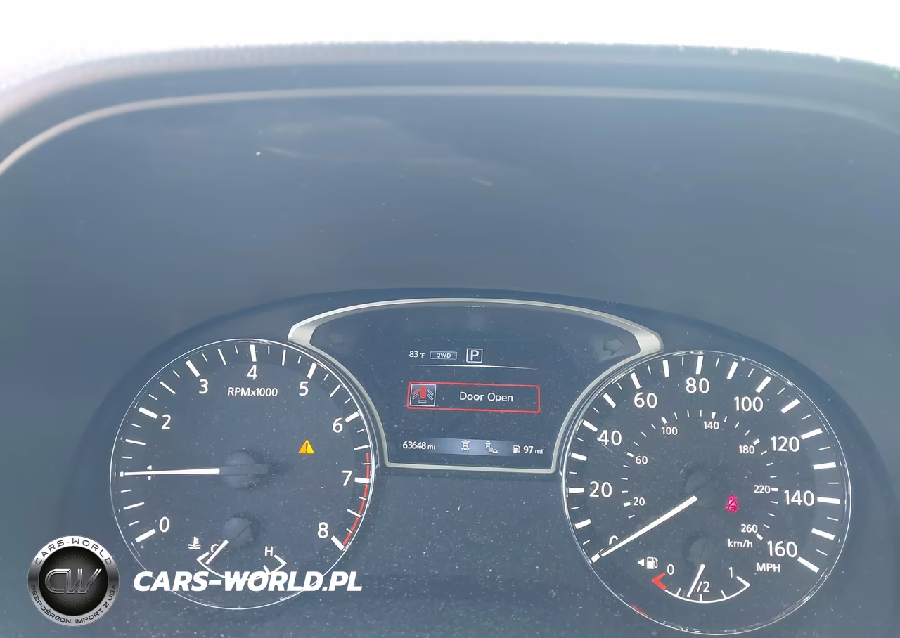 2018 Nissan Pathfinder Platinum VIN:5N1DR2MM5JC647313 - 7
