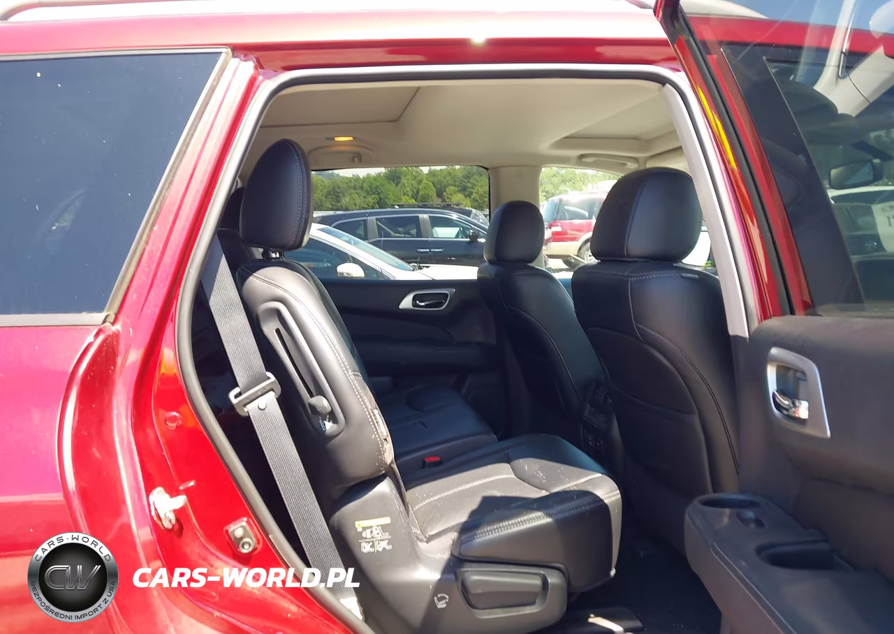 2018 Nissan Pathfinder Platinum VIN:5N1DR2MM5JC647313 - 8
