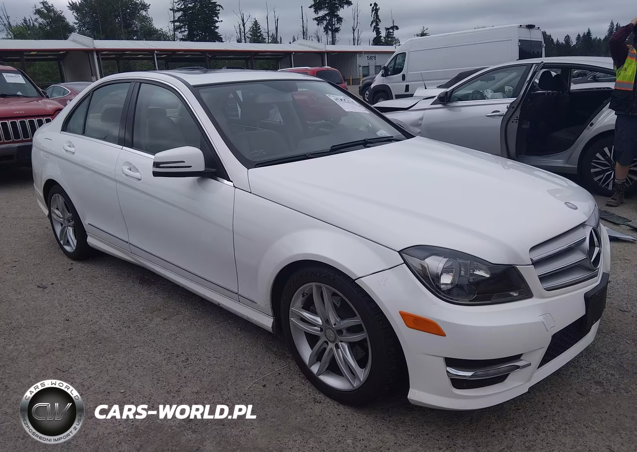 2013 Mercedes-Benz C 250 Sport – zdjęcie 1 z 11