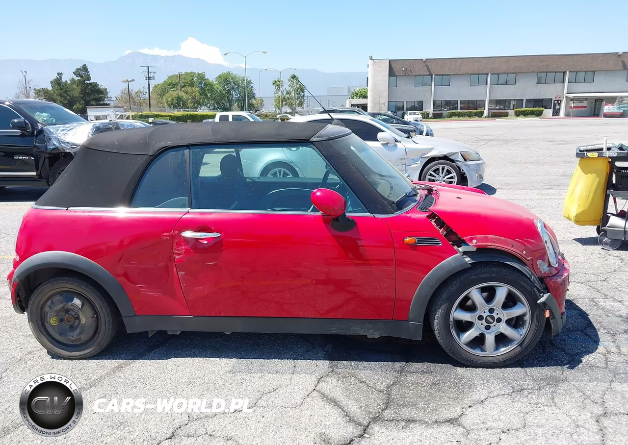 2008 Mini Cooper VIN:WMWRF33538TG17983 - 13