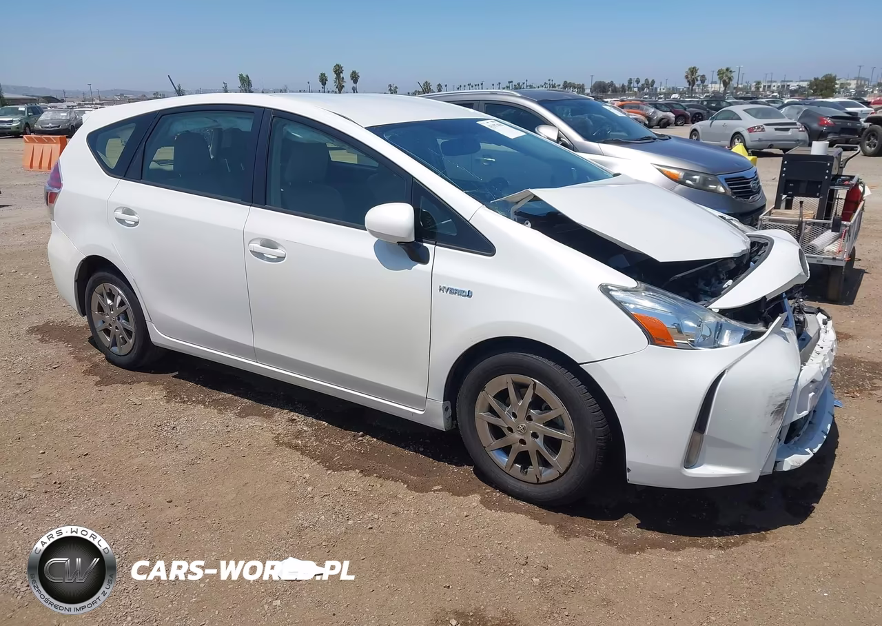TOYOTA PRIUS V – zdjęcie 1 z 15