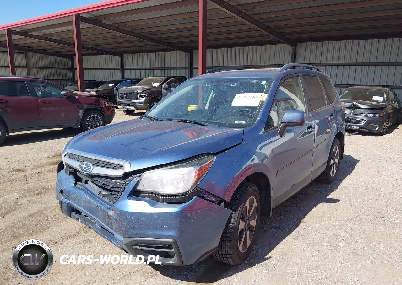 2017 Subaru Forester 2.5I Premium VIN:JF2SJAGCXHH805689 - 2