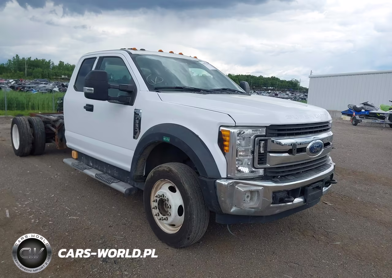 2017 Ford F-550 Chassis Lariat-Xl-Xlt