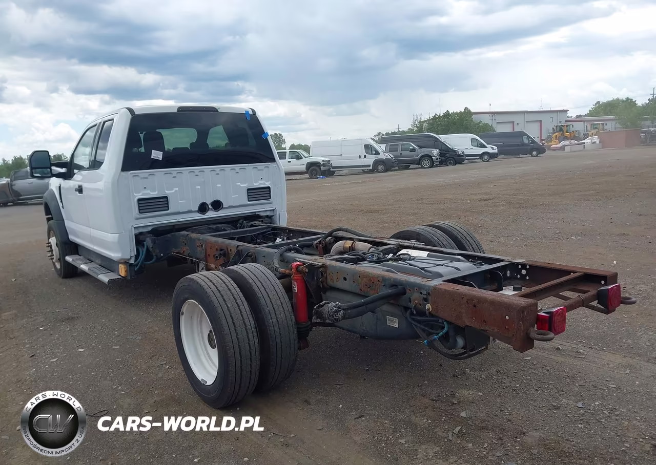 2017 Ford F-550 Chassis Lariat-Xl-Xlt VIN:1FD0X5HT4HEC91202 - 3