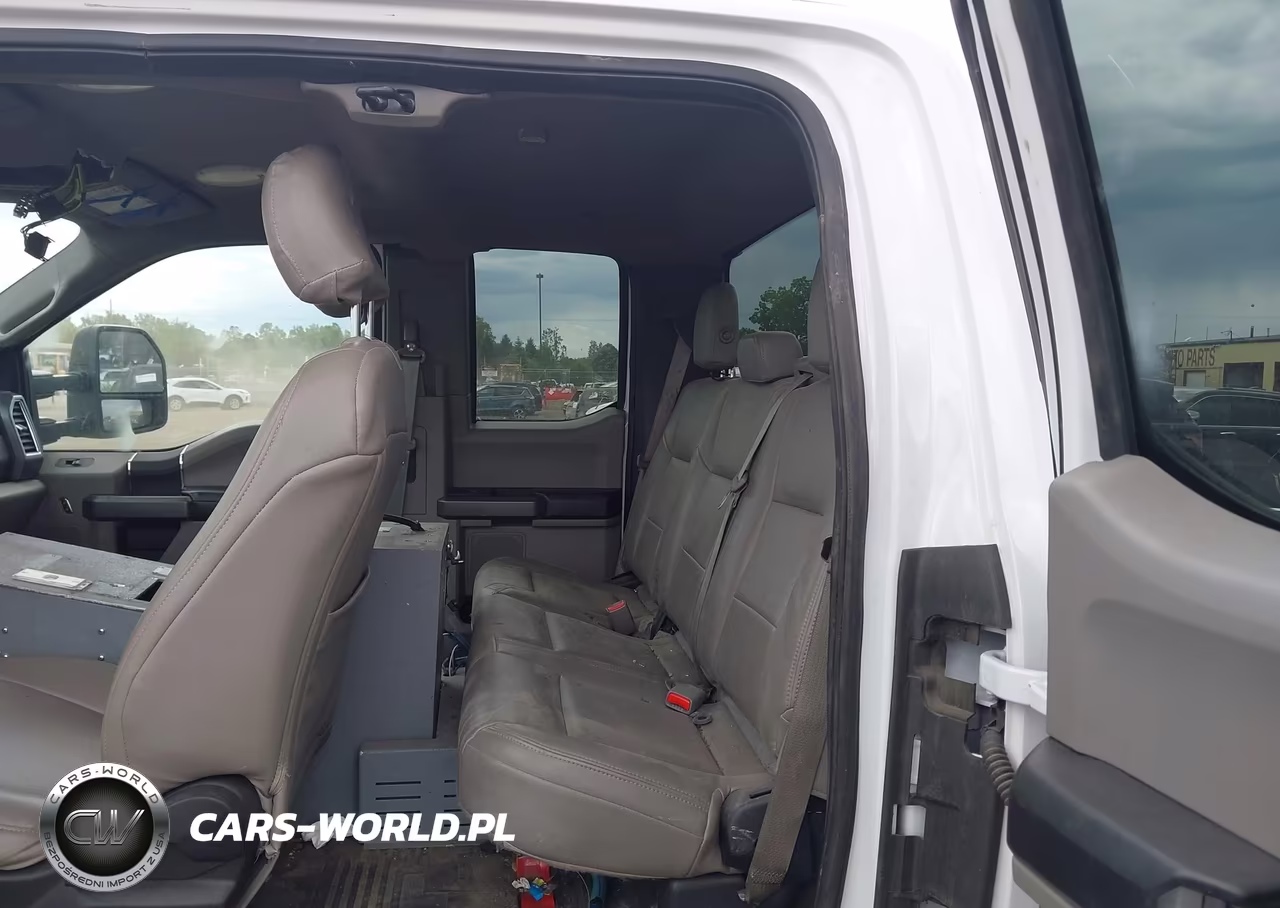 2017 Ford F-550 Chassis Lariat-Xl-Xlt VIN:1FD0X5HT4HEC91202 - 7