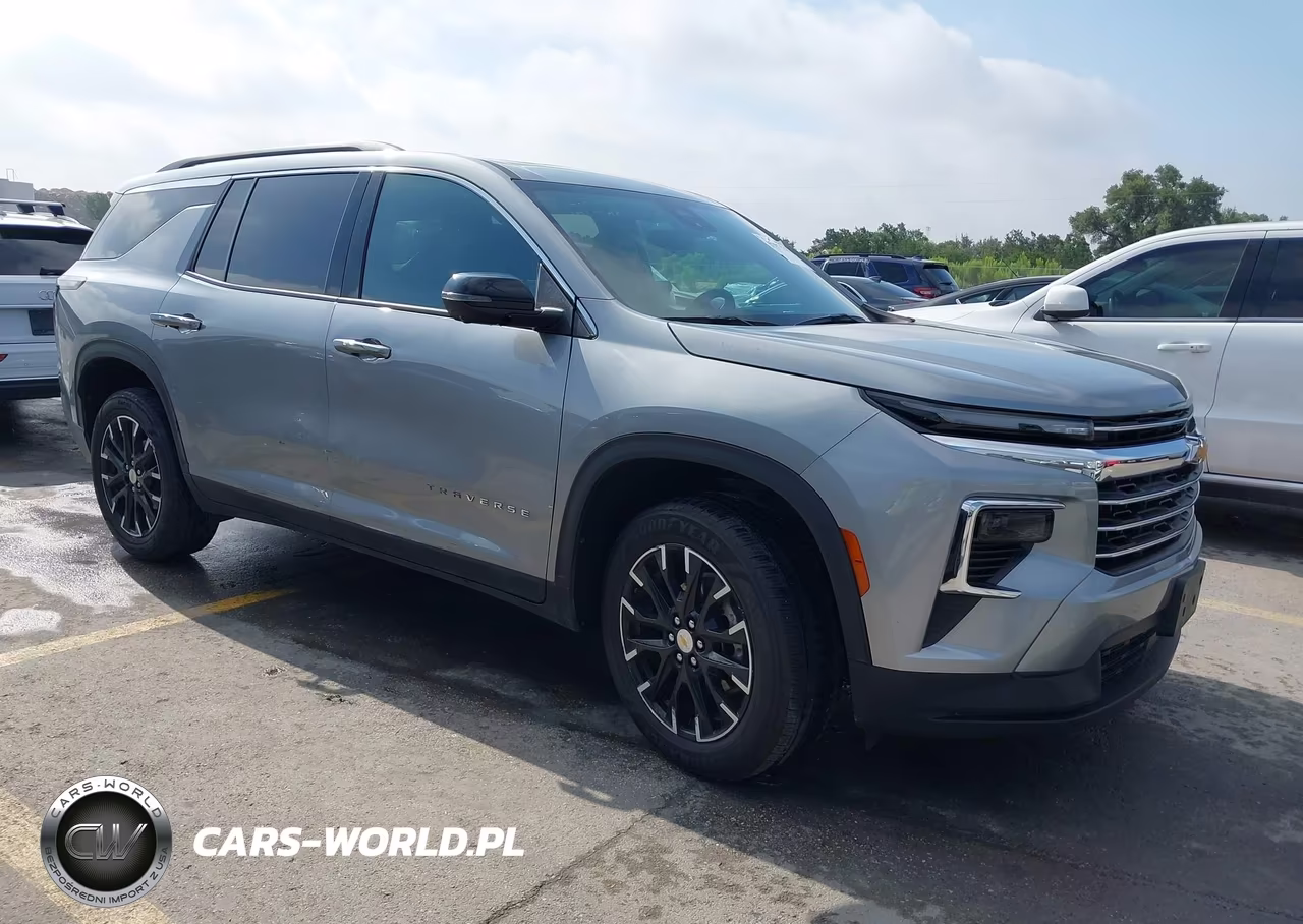 2025 Chevrolet Traverse Fwd Lt – zdjęcie 1 z 17