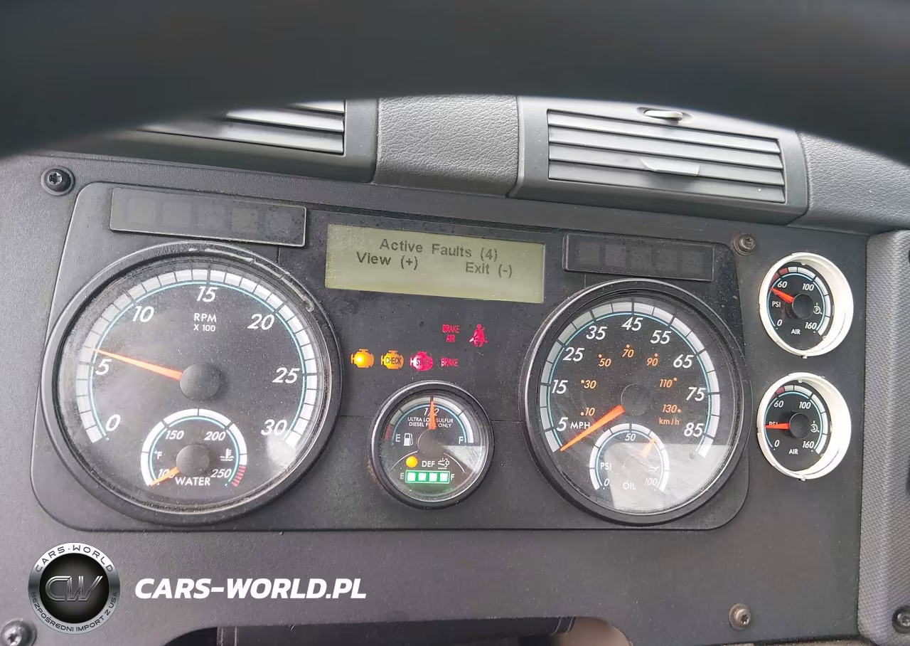 2016 Freightliner Cascadia 125 VIN:3AKJGEDV2GSGV3344 - 16