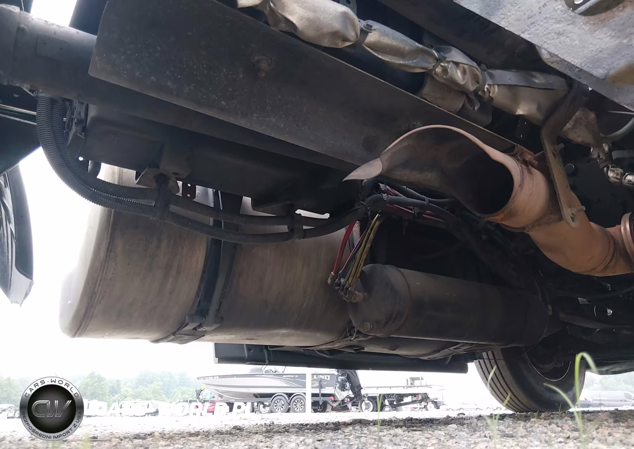 2016 Freightliner Cascadia 125 VIN:3AKJGEDV2GSGV3344 - 18