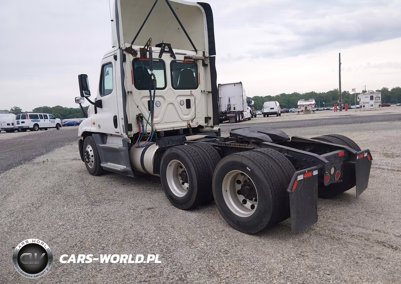 2016 Freightliner Cascadia 125 VIN:3AKJGEDV2GSGV3344 - 3
