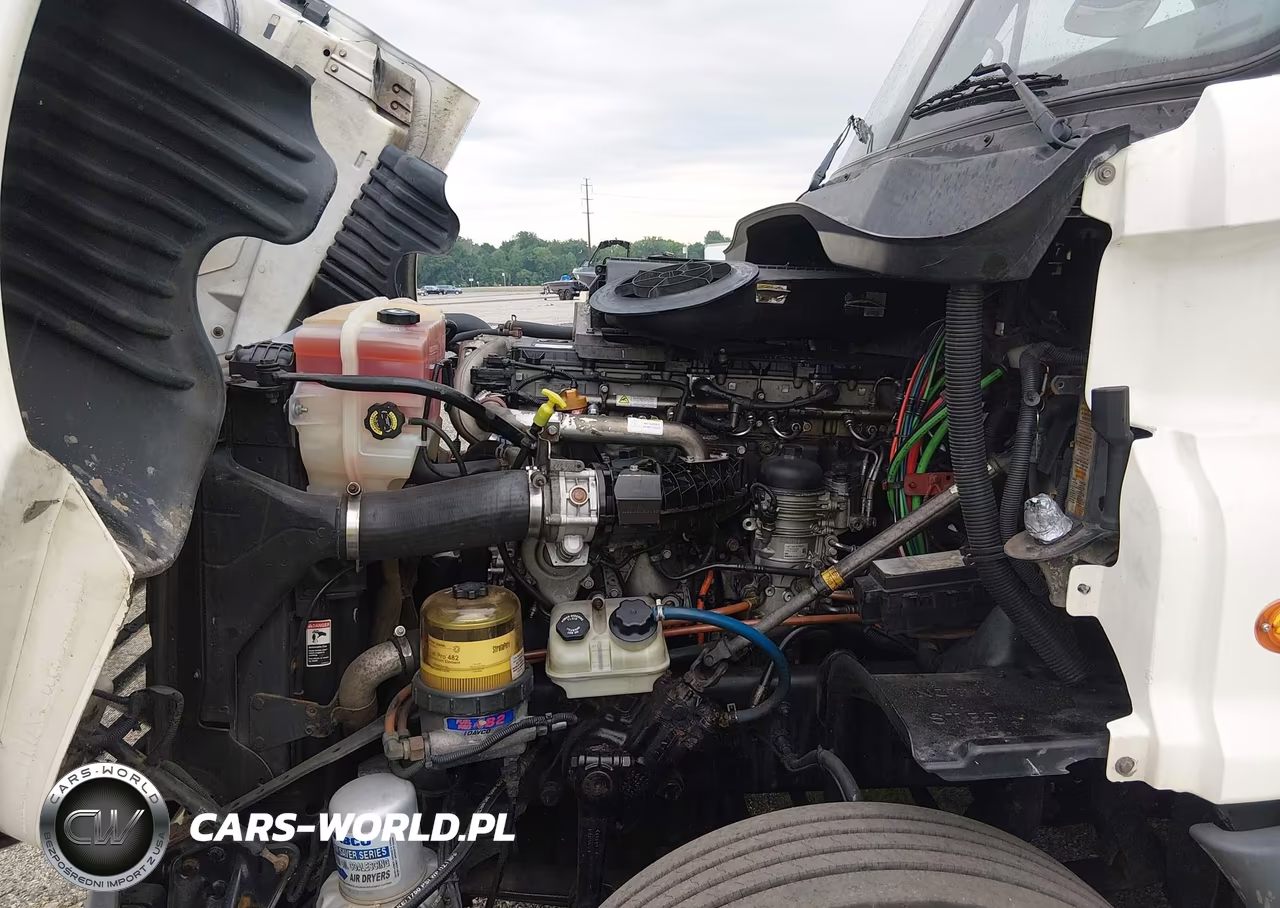 2016 Freightliner Cascadia 125 VIN:3AKJGEDV2GSGV3344 - 9