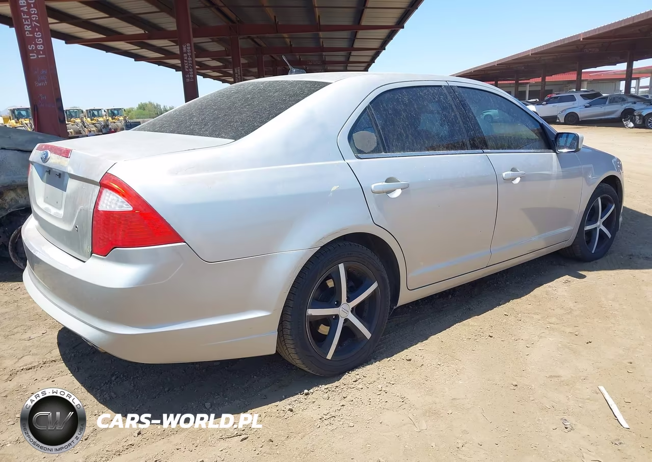 2010 Ford Fusion Se VIN:3FAHP0HA9AR404918 - 4