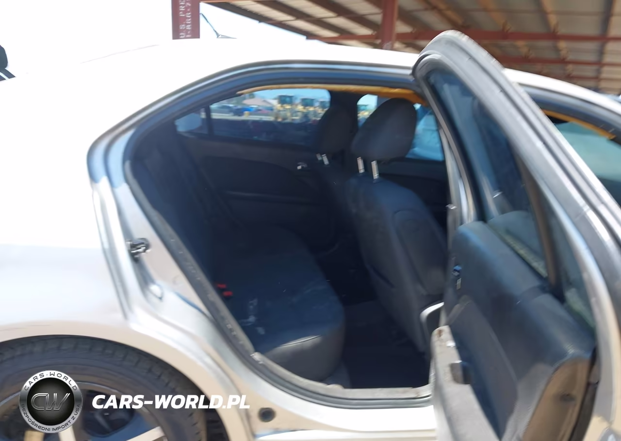 2010 Ford Fusion Se VIN:3FAHP0HA9AR404918 - 8