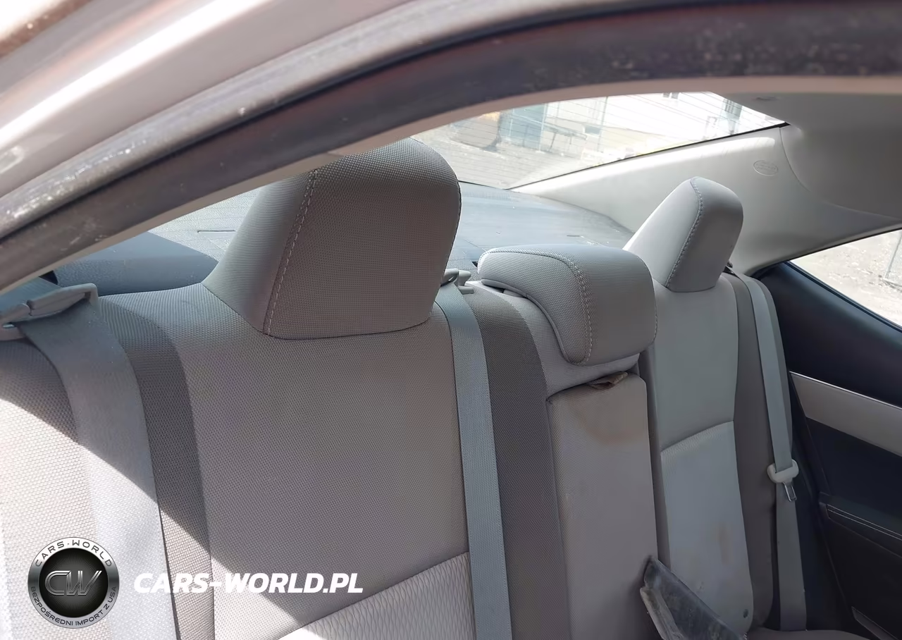 2017 Toyota Corolla Le VIN:5YFBURHE6HP664953 - 8