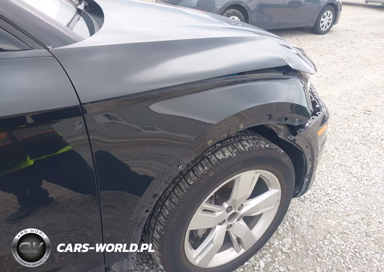 2018 Audi Q5 2.0T Premium-2.0T Tech Premium VIN:WA1ANAFY3J2001071 - 18