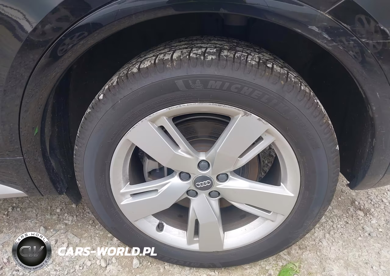 2018 Audi Q5 2.0T Premium-2.0T Tech Premium VIN:WA1ANAFY3J2001071 - 22