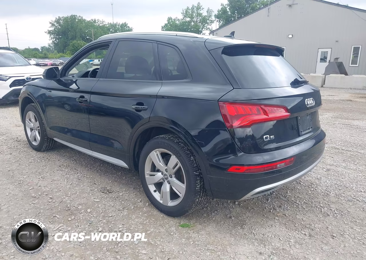 2018 Audi Q5 2.0T Premium-2.0T Tech Premium VIN:WA1ANAFY3J2001071 - 3