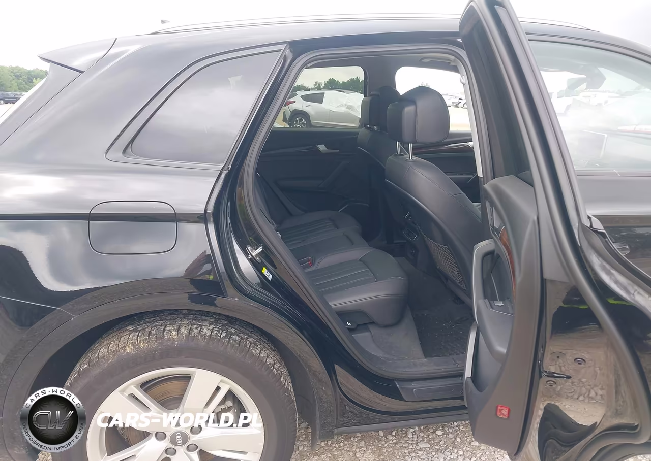 2018 Audi Q5 2.0T Premium-2.0T Tech Premium VIN:WA1ANAFY3J2001071 - 8