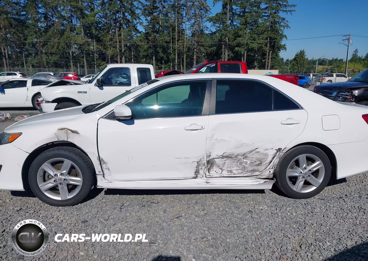 2014 Toyota Camry Se VIN:4T1BF1FK5EU360544 - 6