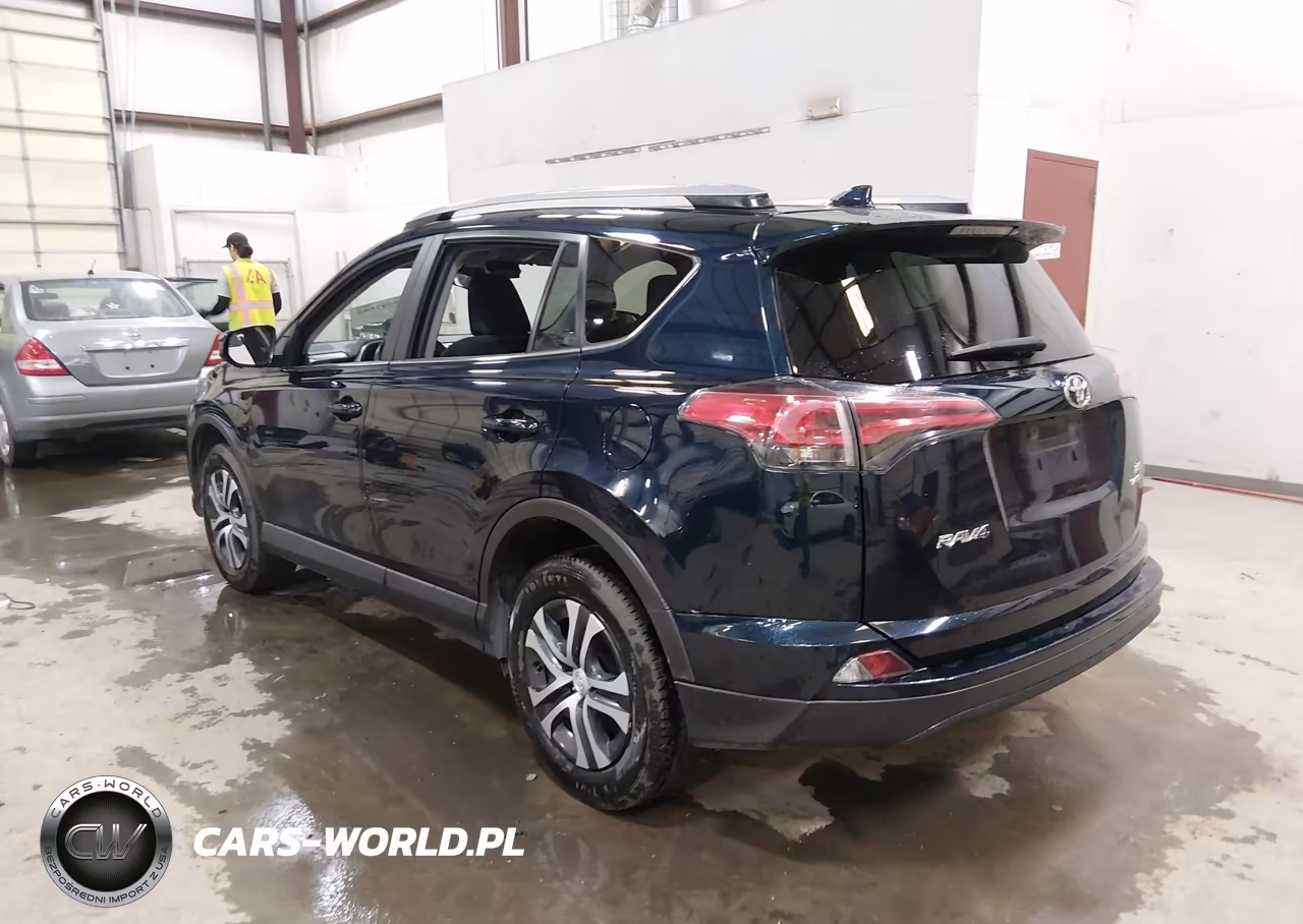 2018 Toyota Rav4 Le VIN:JTMBFREV8JJ723512 - 15