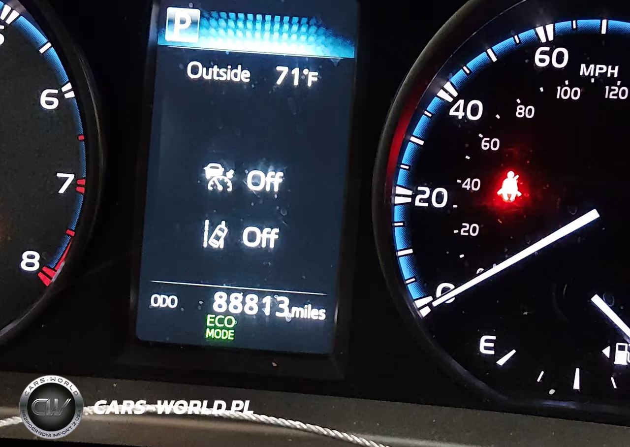 2018 Toyota Rav4 Le VIN:JTMBFREV8JJ723512 - 16