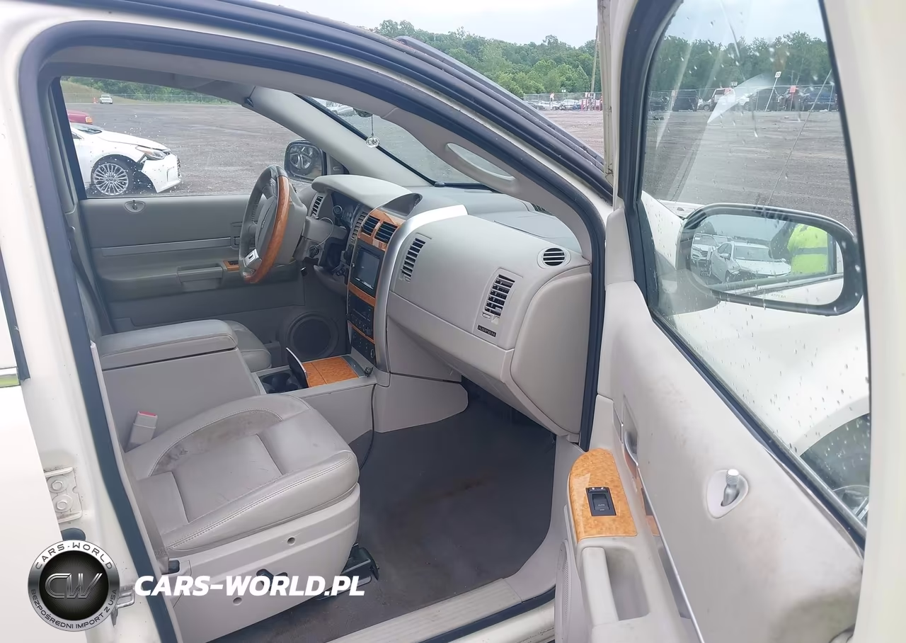 2007 Chrysler Aspen Limited VIN:1A8HW582X7F586338 - 5