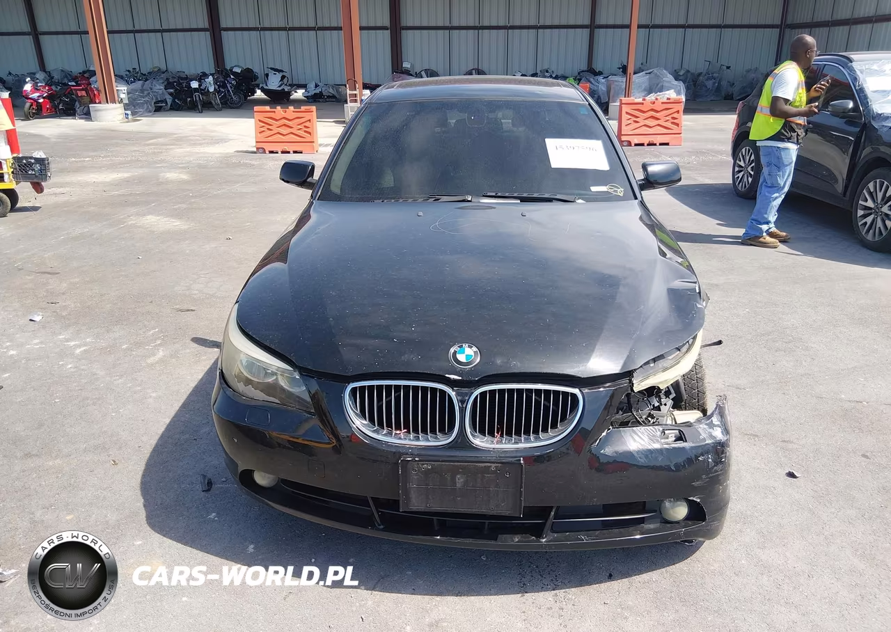 2007 BMW 525I VIN:WBANE53517CW67435 - 10