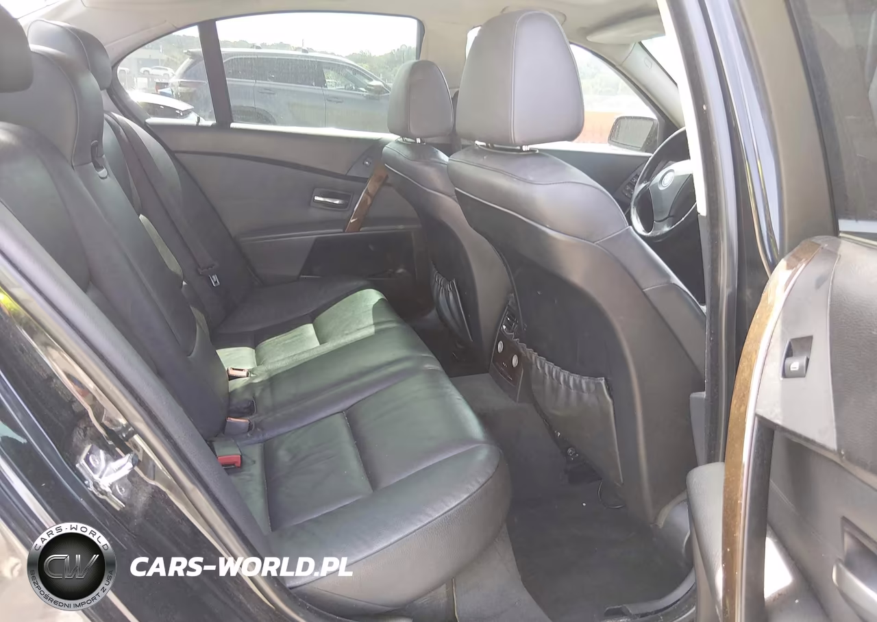 2007 BMW 525I VIN:WBANE53517CW67435 - 6
