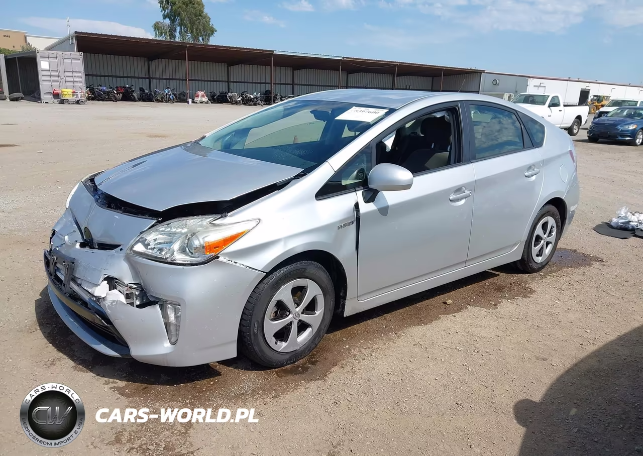 2015 Toyota Prius Two VIN:JTDKN3DU3F0463963 - 2