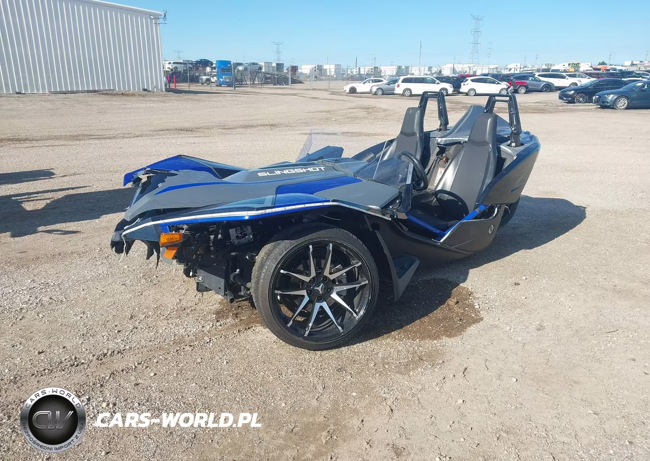 2021 Polaris Slingshot R-Le VIN:57XAARHB5M8143617 - 2