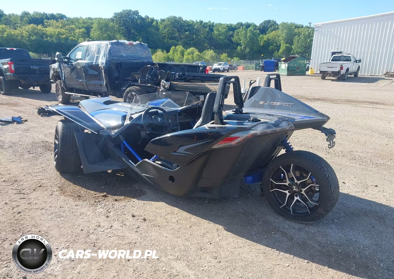 2021 Polaris Slingshot R-Le VIN:57XAARHB5M8143617 - 3