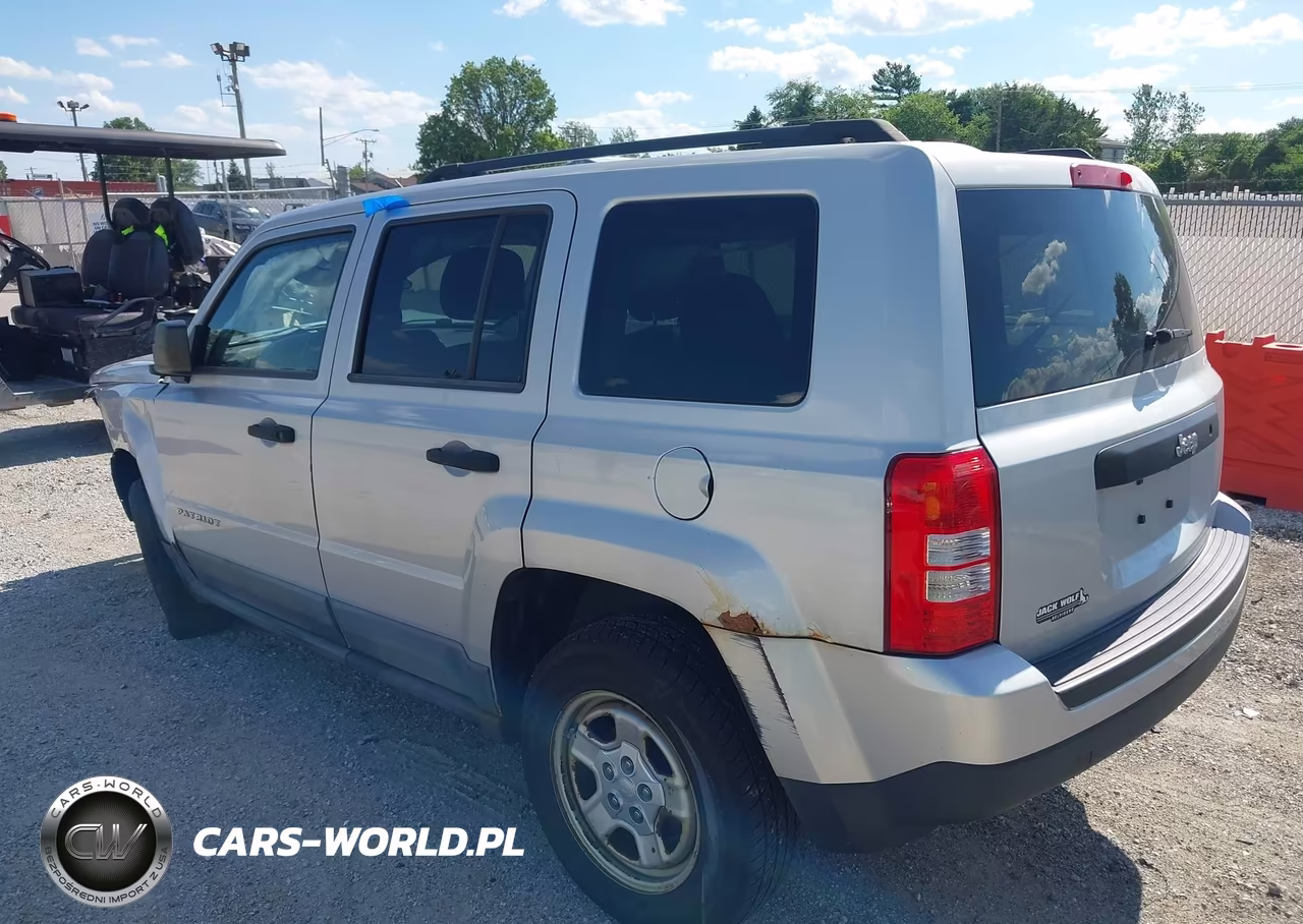 2011 Jeep Patriot Sport VIN:1J4NT1GA9BD128230 - 3