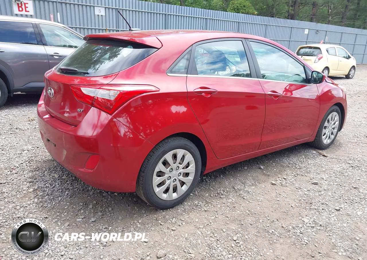 2017 Hyundai Elantra Gt VIN:KMHD35LH3HU374593 - 4